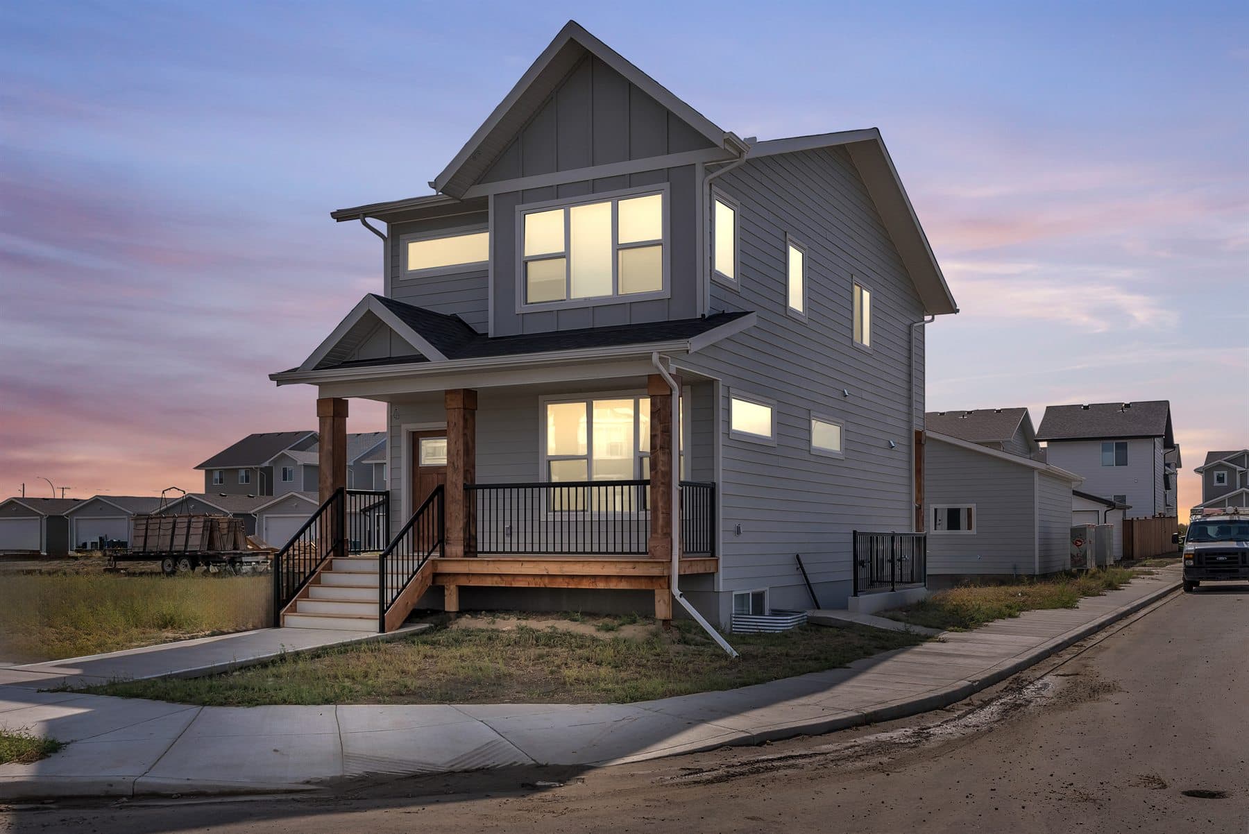 Regina twilight real estate photography with a polished exterior hero image